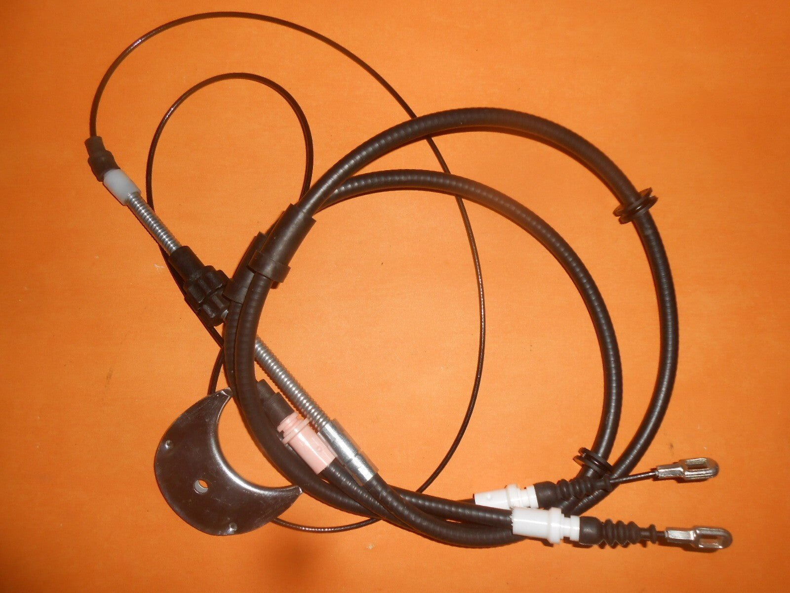 FORD SIERRA 2.0 16V Cosworth 4x4 (1990 - 93) REAR HAND BRAKE CABLE - BORG & BECK - Vroom Classics