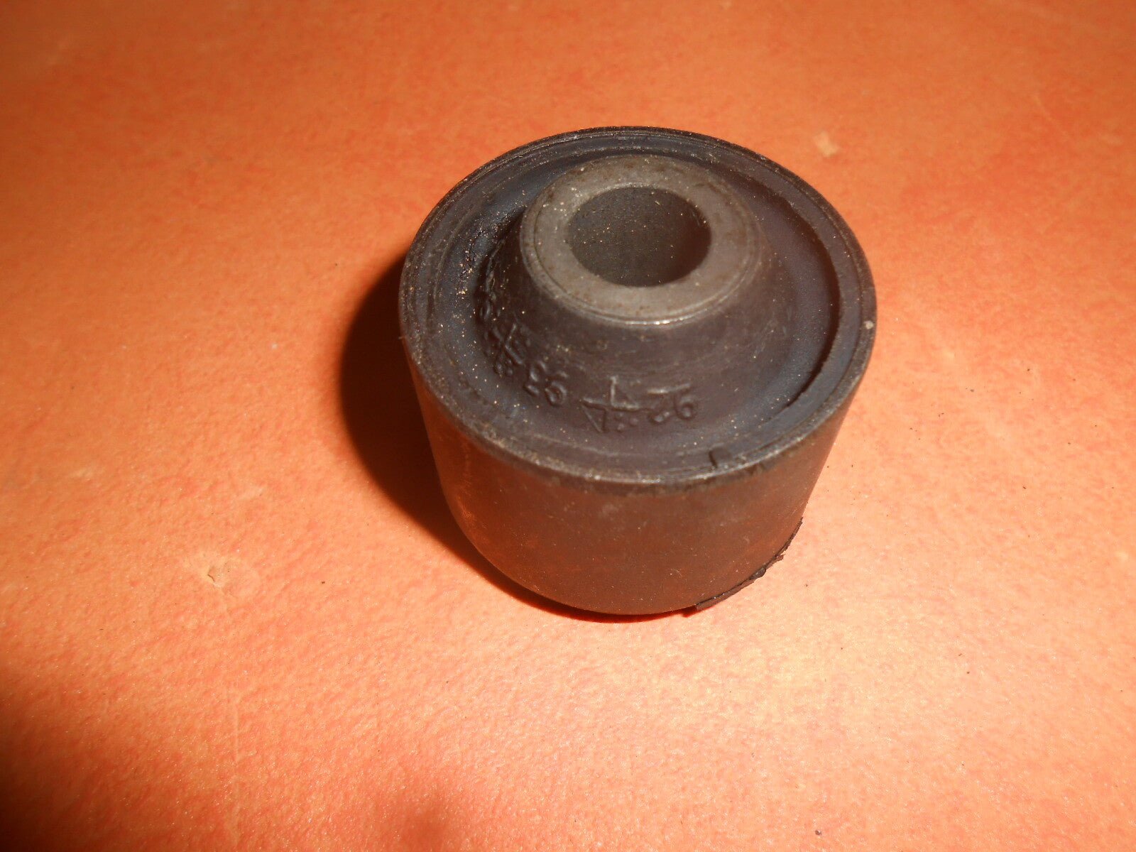FORD TRANSIT (1991 - 2000) REAR TRAILING ARM BUSHE - GENUINE 6562752, 92VB18016AB - Vroom Classics