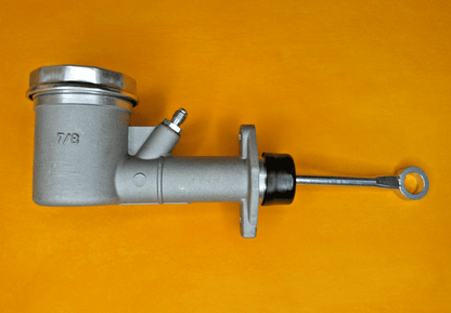 FORD ZEPHYR Mk2 206E (1960-62) DISC BRAKE MASTER CYLINDER - 7/8" bore - Vroom Classics