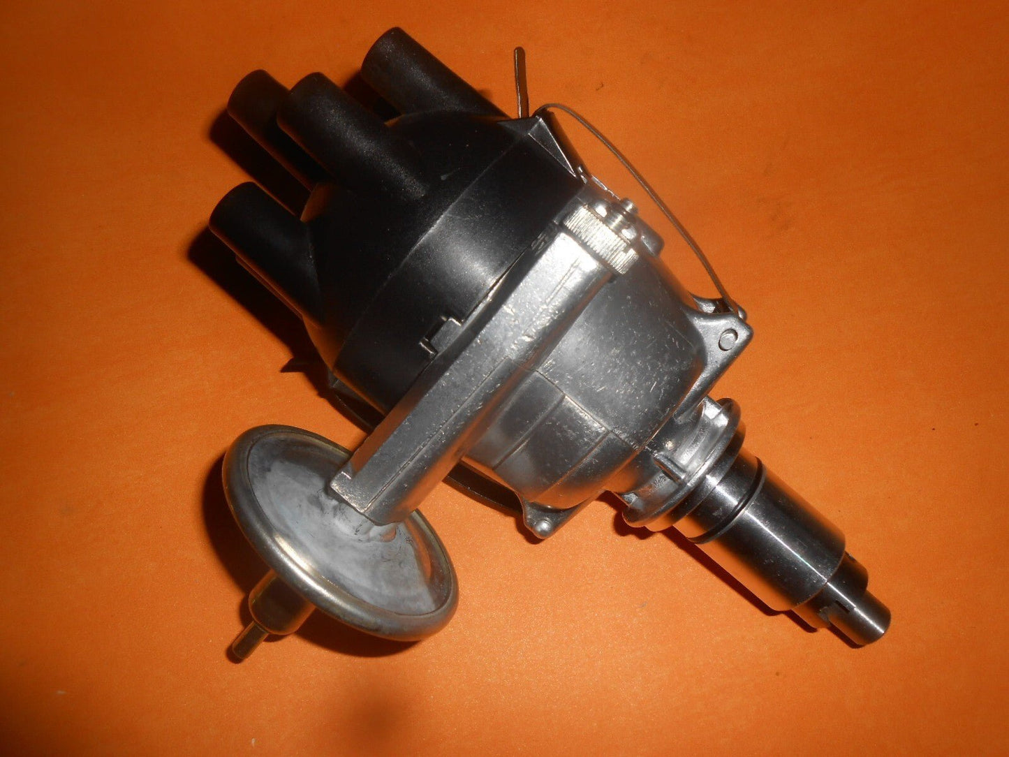 FORD ZEPHYR, ZODIAC Mk1 (1951 - 55) POINTS IGNITION DISTRIBUTOR (Lucas 25D6 type) - Vroom Classics