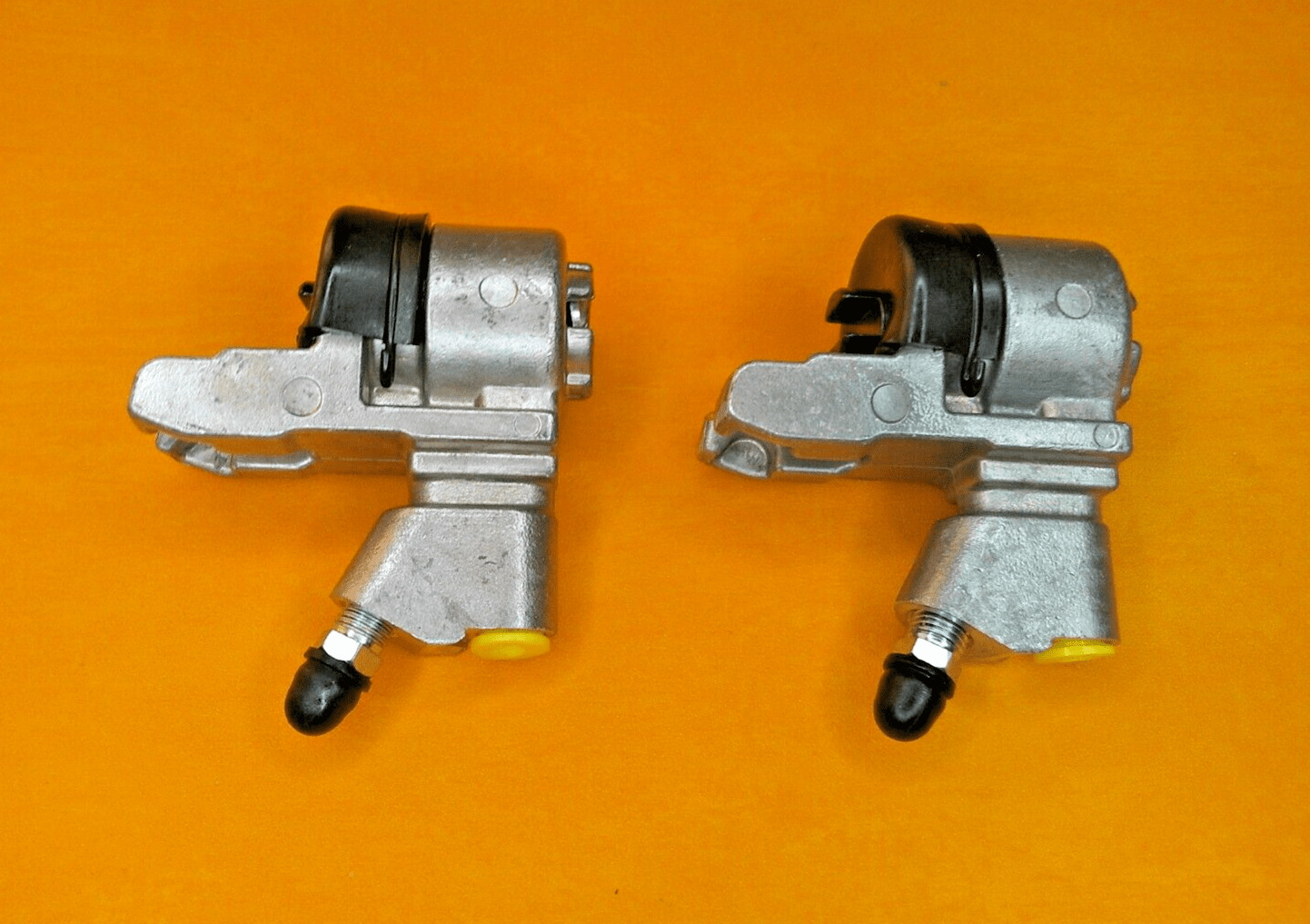 FORD ZEPHYR ZODIAC Mk2 (1956 - 1960) REAR BRAKE WHEEL CYLINDERS (Set of 2) - Vroom Classics