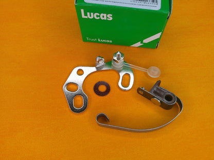 FORD ZEPHYR ZODIAC Mk2 (1956 - 62) NEW CONTACT SET - GENUINE LUCAS DSB116C - Vroom Classics