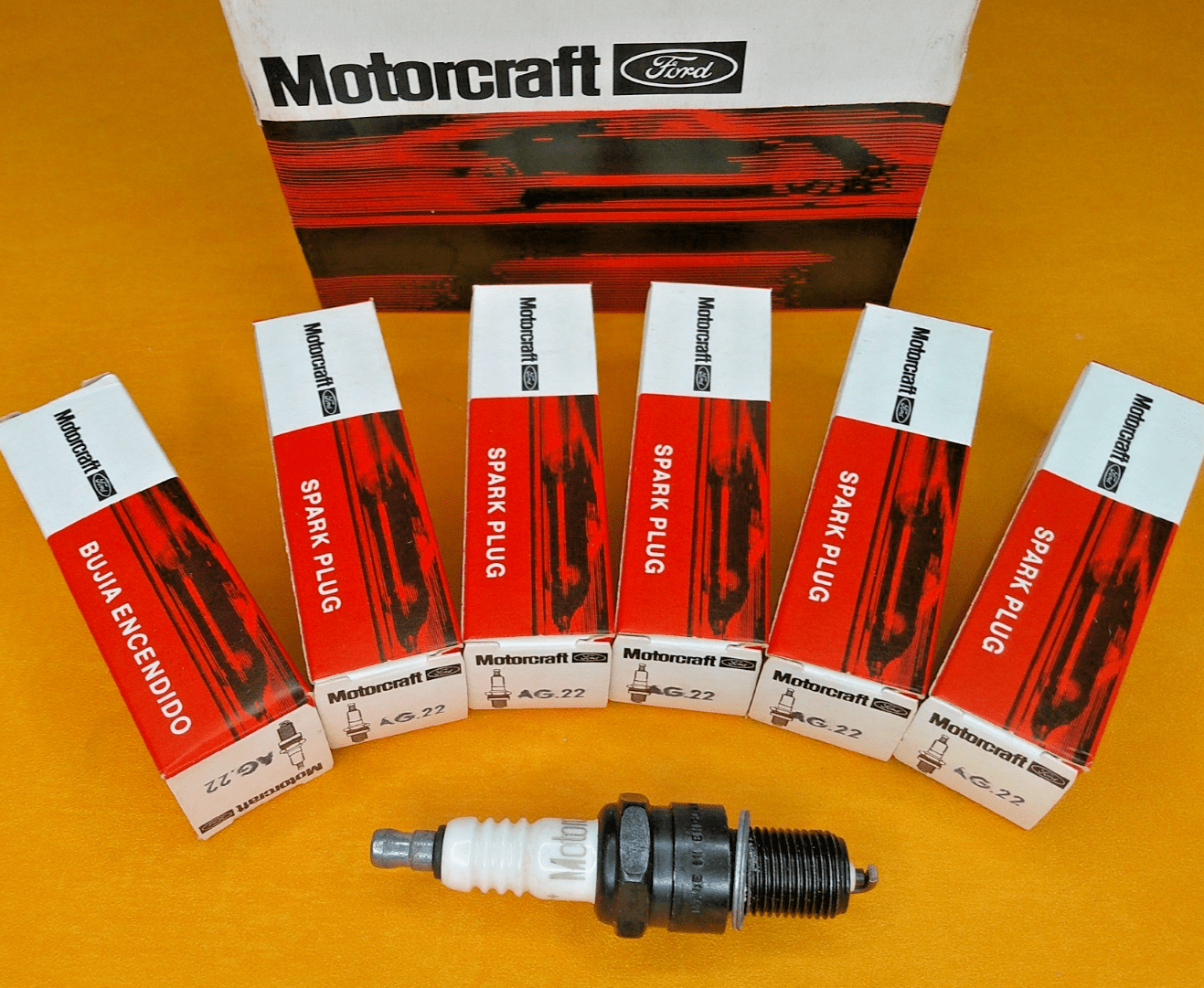 FORD ZEPHYR ZODIAC Mk4 (1967-72) MOTORCRAFT AG22 SPARK PLUGS (x6) - Vroom Classics
