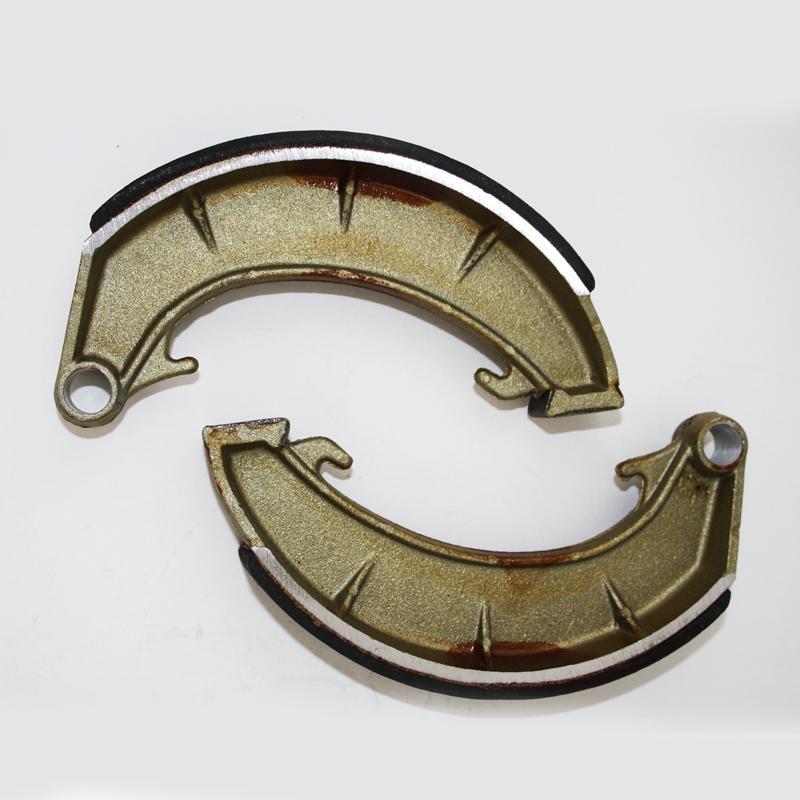 GS38259 - BRAKE SHOES - Norton Ferodo FSB920 to fit Commando front for 8" TLS . - Vroom Classics