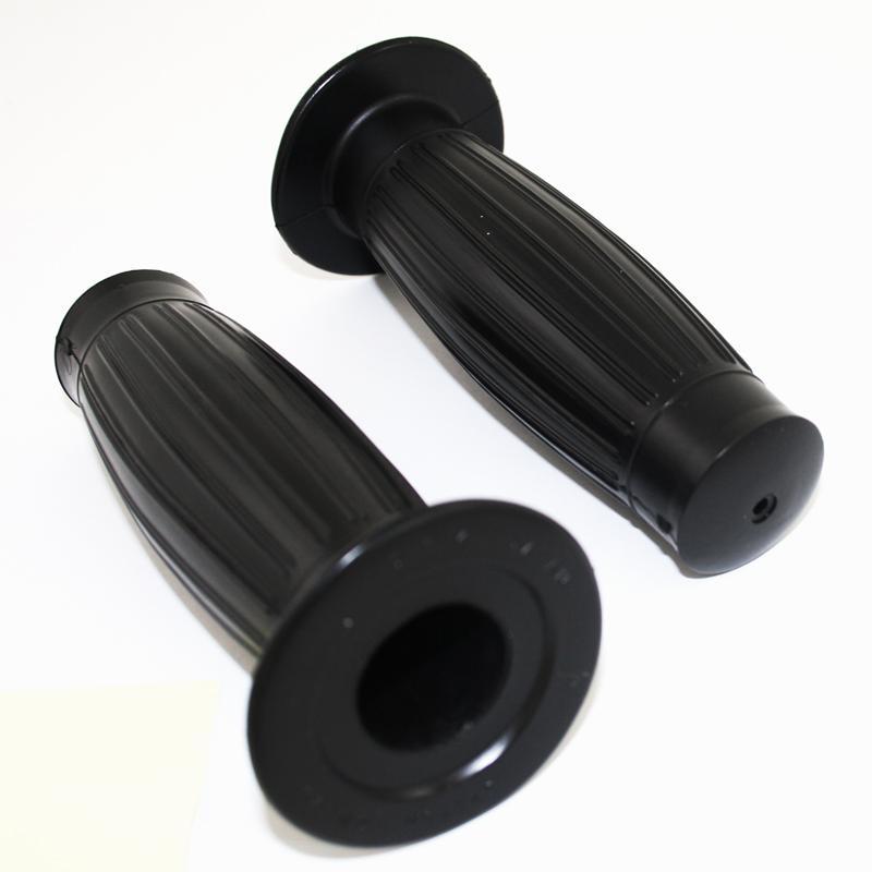 GS84040 - Handlebar Grips - Beston Pair of Black type handlebar (Japanese ). - Vroom Classics