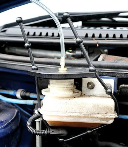 Gunson 77042 Eezibleed Multi - Purpose Cap - Enables use on wide range of vehicles - Vroom Classics