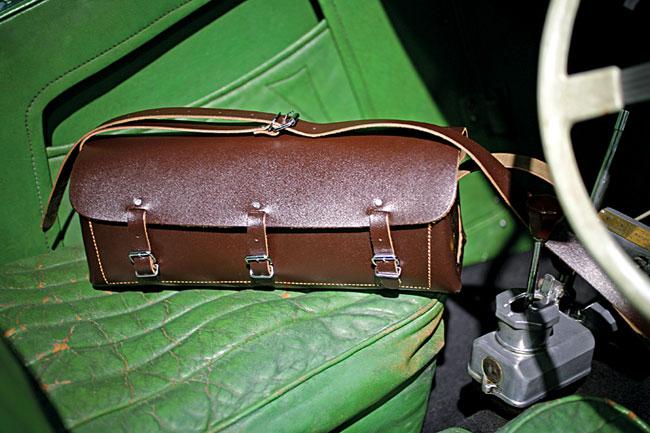 Gunson 77127 Classic Leather Tool Bag - Heavy duty oiled leather w studded trim - Vroom Classics