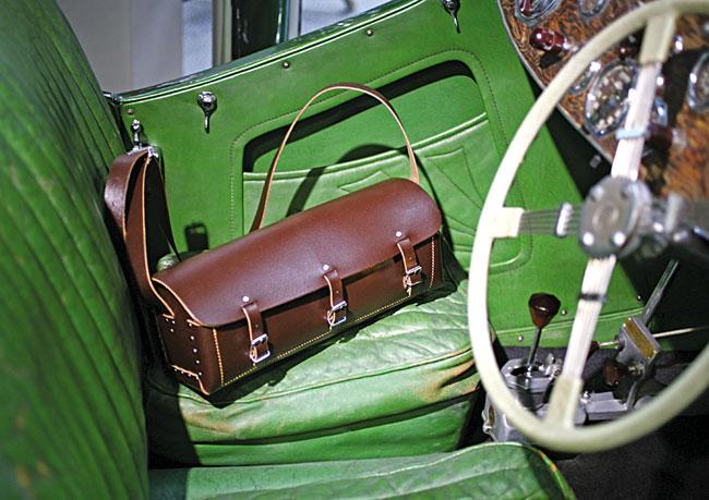 Gunson 77127 Classic Leather Tool Bag - Heavy duty oiled leather w studded trim - Vroom Classics