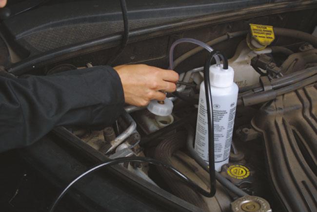 Gunson G4062 Eezibleed Kit - Suitable for one man operation - Vroom Classics