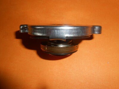 HILLMAN IMP (1963 - 1975) 7LB RADIATOR FILLER CAP - Vroom Classics