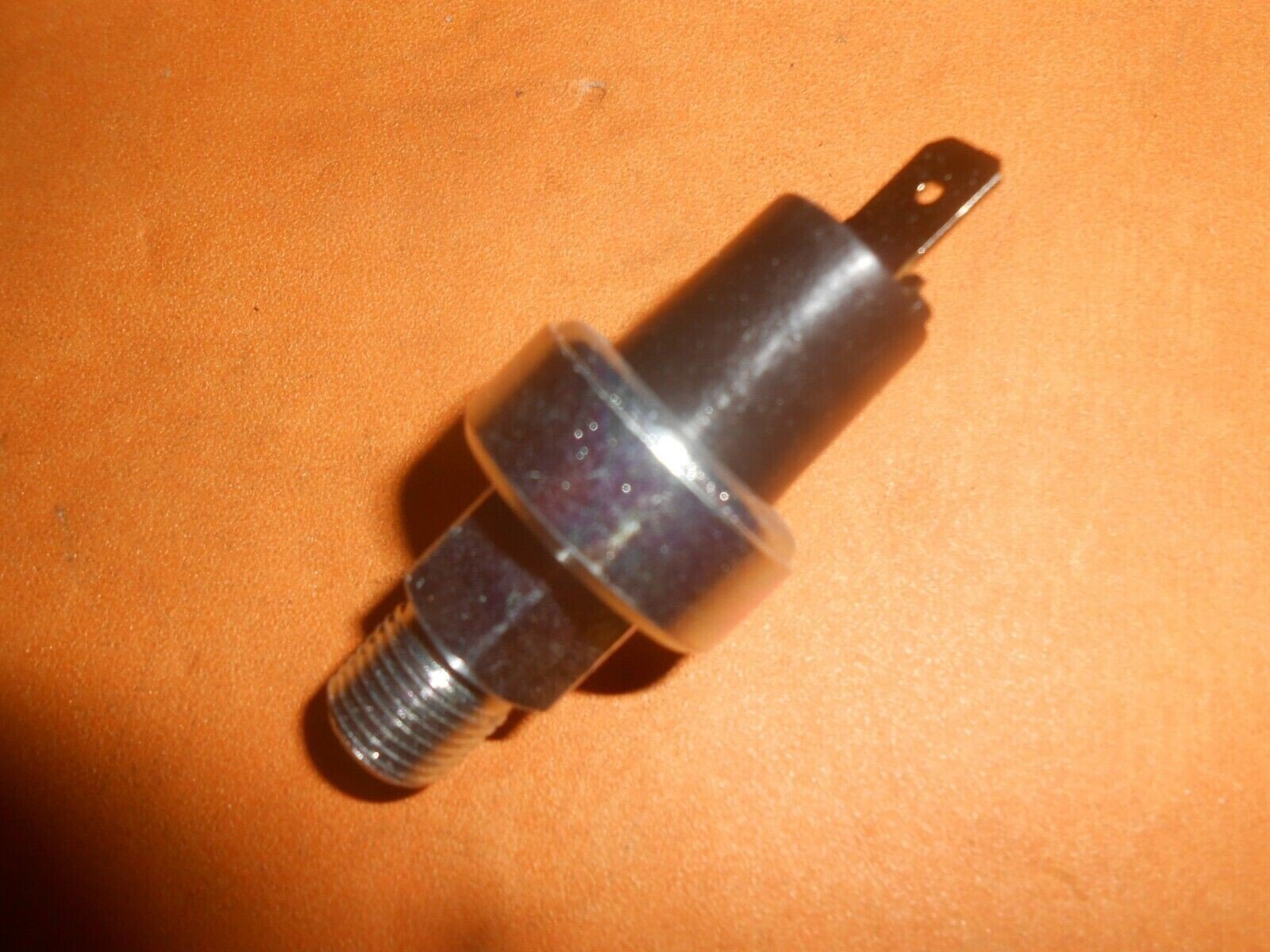 HILLMAN MINX Series I II III IV V VI (1956 - 67)NEW OIL PRESSURE SWITCH - 50620 - Vroom Classics