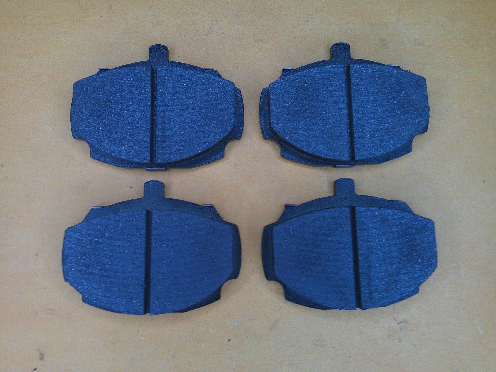 HILLMAN SUPER MINX (1962 - 1967) NEW BRAKE PADS - GENUINE BORG & BECK - Vroom Classics