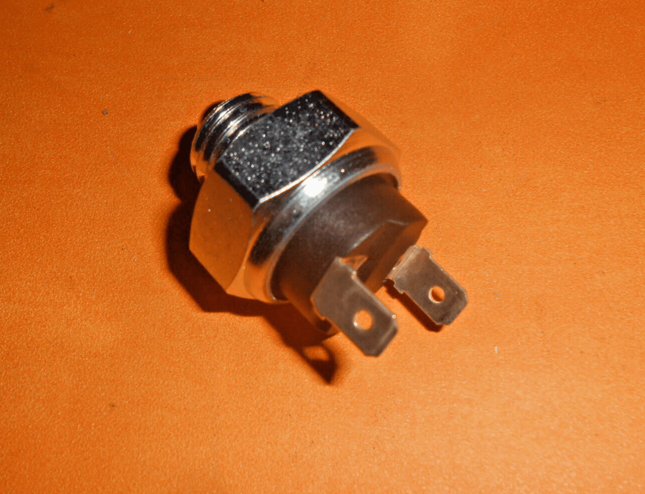 HILLMAN TALBOT HUNTER Range (1966 - 79) NEW REVERSING LIGHT SWITCH - 54850 - Vroom Classics