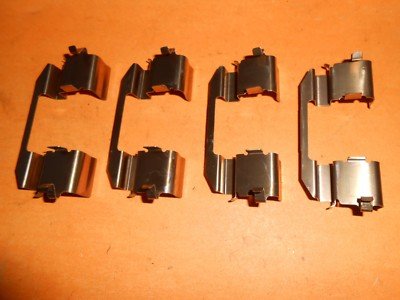 HONDA ACCORD (93 - 98) HONDA CR - V(1995 - 2002) FRONT BRAKE PAD FITTING KIT - BFK672 - Vroom Classics