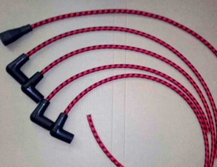 Ignition Lead Sets - Triumph Tr2/3/4 Braided Copper HT Leads . Side Entry Only - Vroom Classics