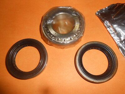 ISUZU TROOPER(1983 - 98) ISUZU WFR, KB(1976 - 87) REAR WHEEL BEARING KIT - QWB709 - Vroom Classics