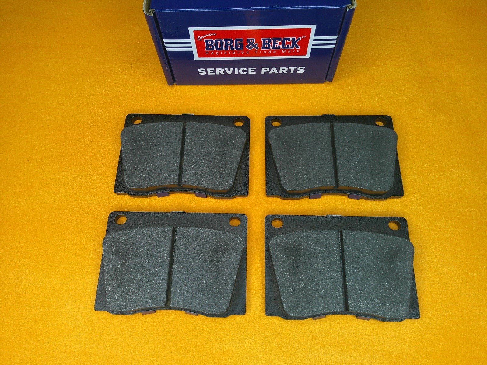 JAGUAR E - TYPE (1964 - 1975) FRONT BRAKE PADS - GENUINE BORG & BECK - Vroom Classics