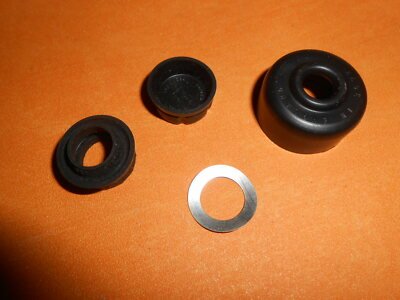 JAGUAR Mk10 4.2 CLUTCH MASTER CYLINDER REPAIR KIT - 0.7" bore - Vroom Classics