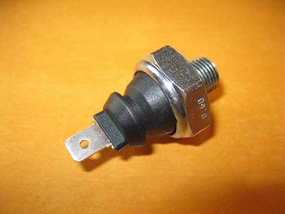 JAGUAR Mk1,Mk2 - 2.4 3.4 3.8(1955-68) NEW OIL PRESSURE LIGHT SWITCH - Vroom Classics