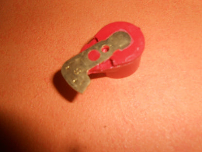 JAGUAR MkX 420, 420G (1962 - 70) NEW IGNITION ROTOR ARM - 47560 - Vroom Classics