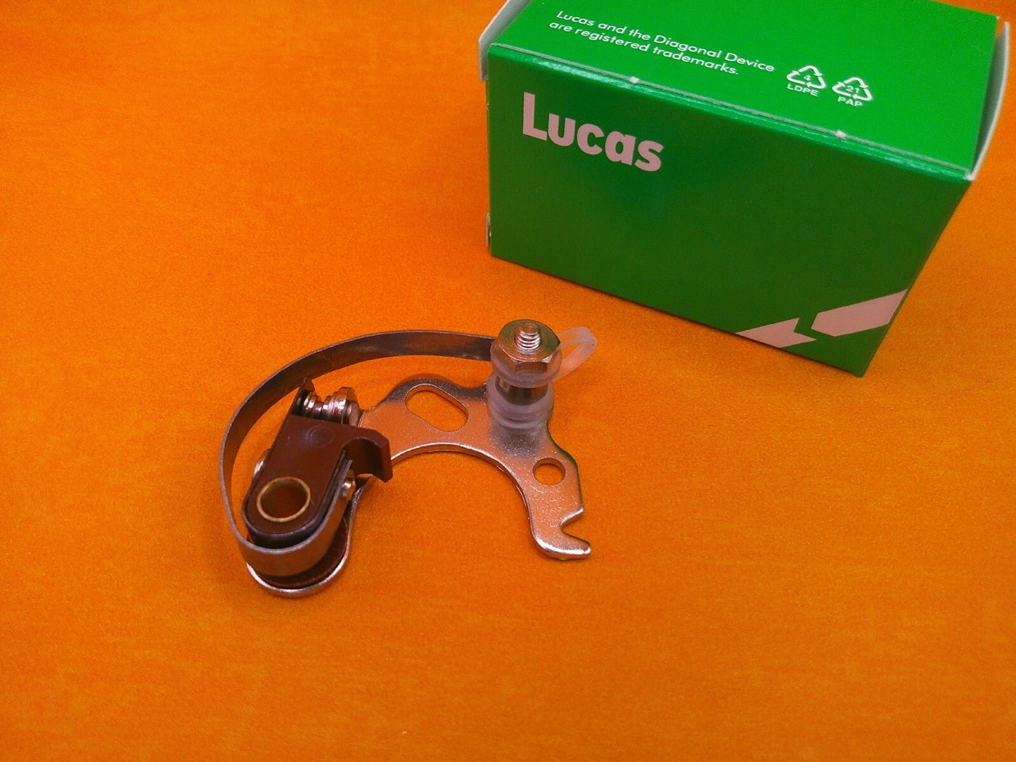 LAND ROVER 2.25L 2.6L (1959 - 74) IGNITION CONTACT SET - GENUINE LUCAS DSB101C - Vroom Classics