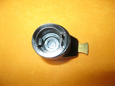 LANDROVER 90, 110 (1985 - 1990) 45D IGNITION ROTOR ARM - 47540 - Vroom Classics