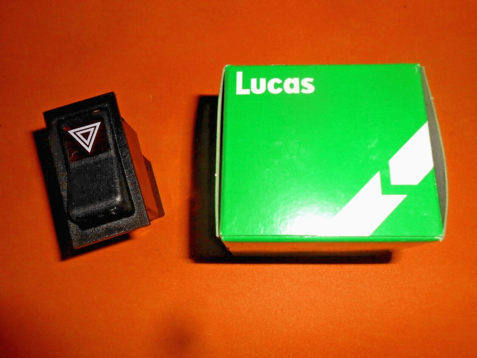 LUCAS HAZARD ROCKER SWITCH + Mounting Frame - SPB450 - Vroom Classics