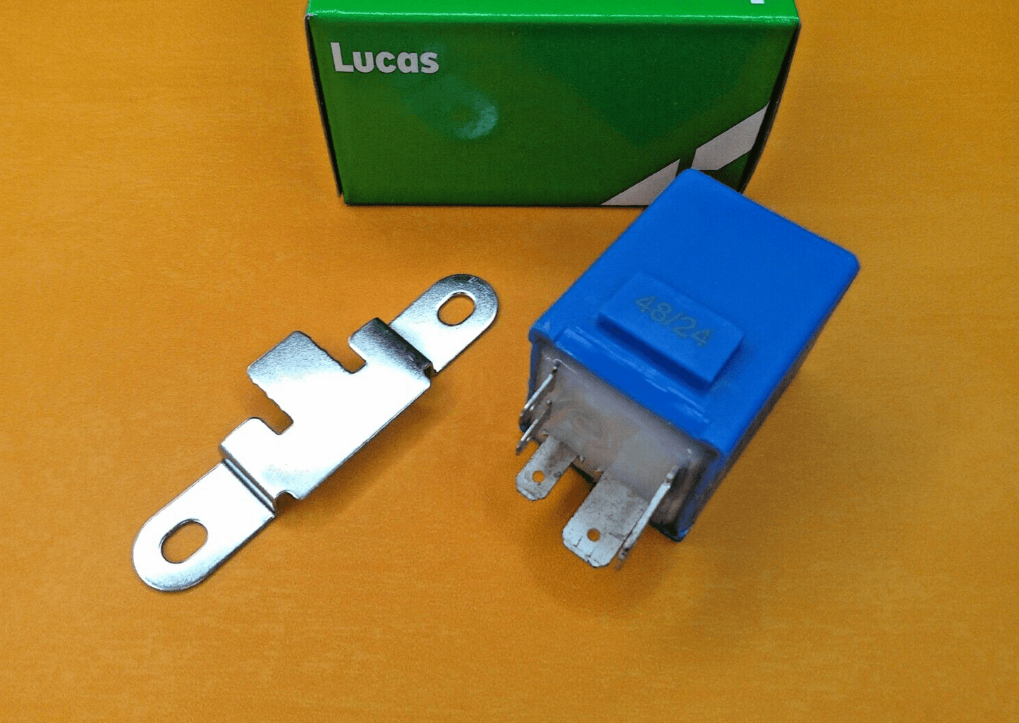 LUCAS SRB630 SPLIT CHARGE RELAY - 33441 12V 33RA 60 AMP 5 PIN - Vroom Classics