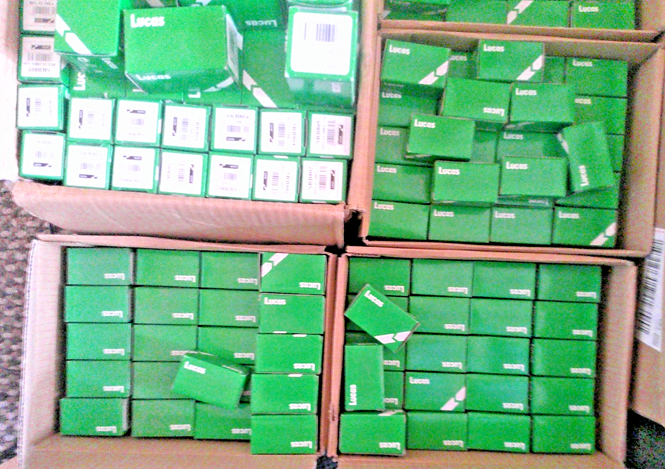 MASSIVE JOB LOT of LUCAS RELAYS (well over 500!!) - Genuine Lucas Boxed - Vroom Classics