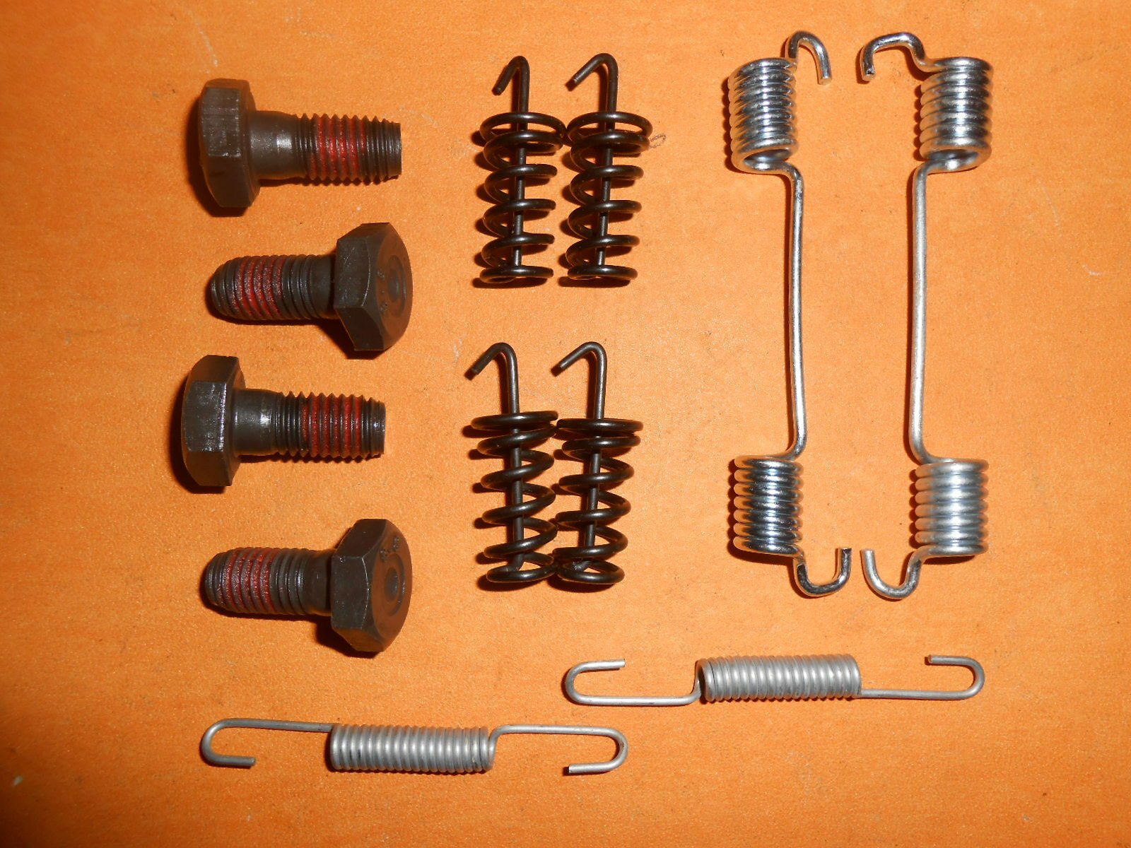 MERCEDES C series, E series (1993 on) REAR PARKING BRAKE FIXING KIT - GBK1106 - Vroom Classics