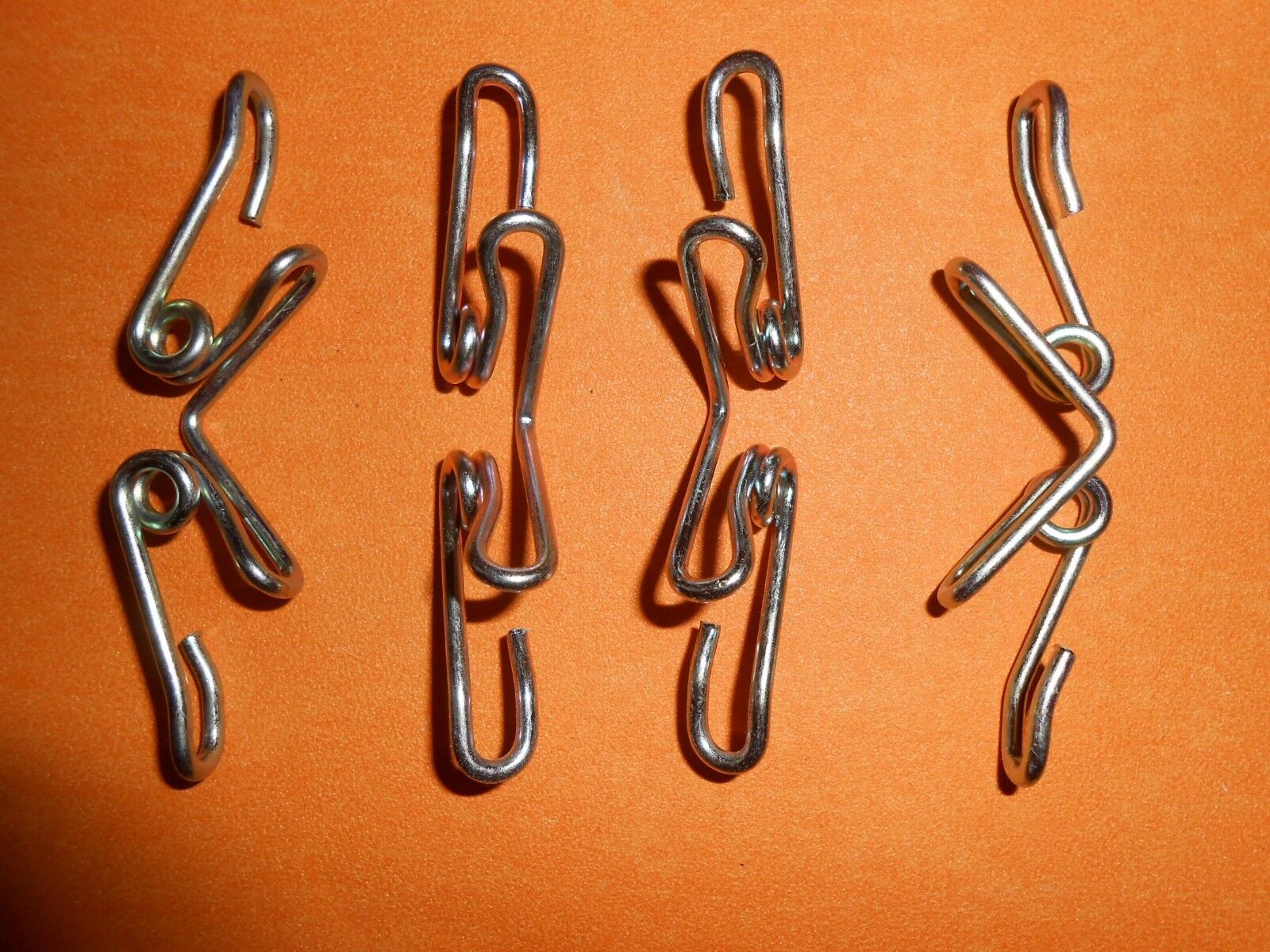 MERCEDES SPRINTER, VOLKSWAGEN LT (1996 - 2006) NEW BRAKE PAD Fixing Kit - MBA1220 - Vroom Classics