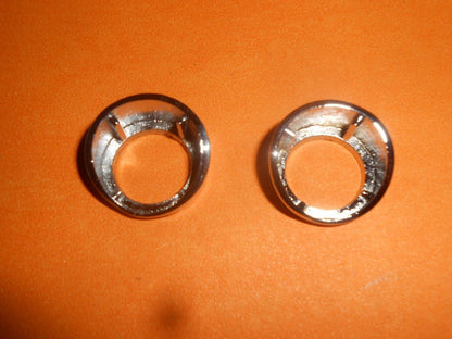 MG MGB GT WINDSCREEN WIPER CHROME BEZELS x 2 - Vroom Classics