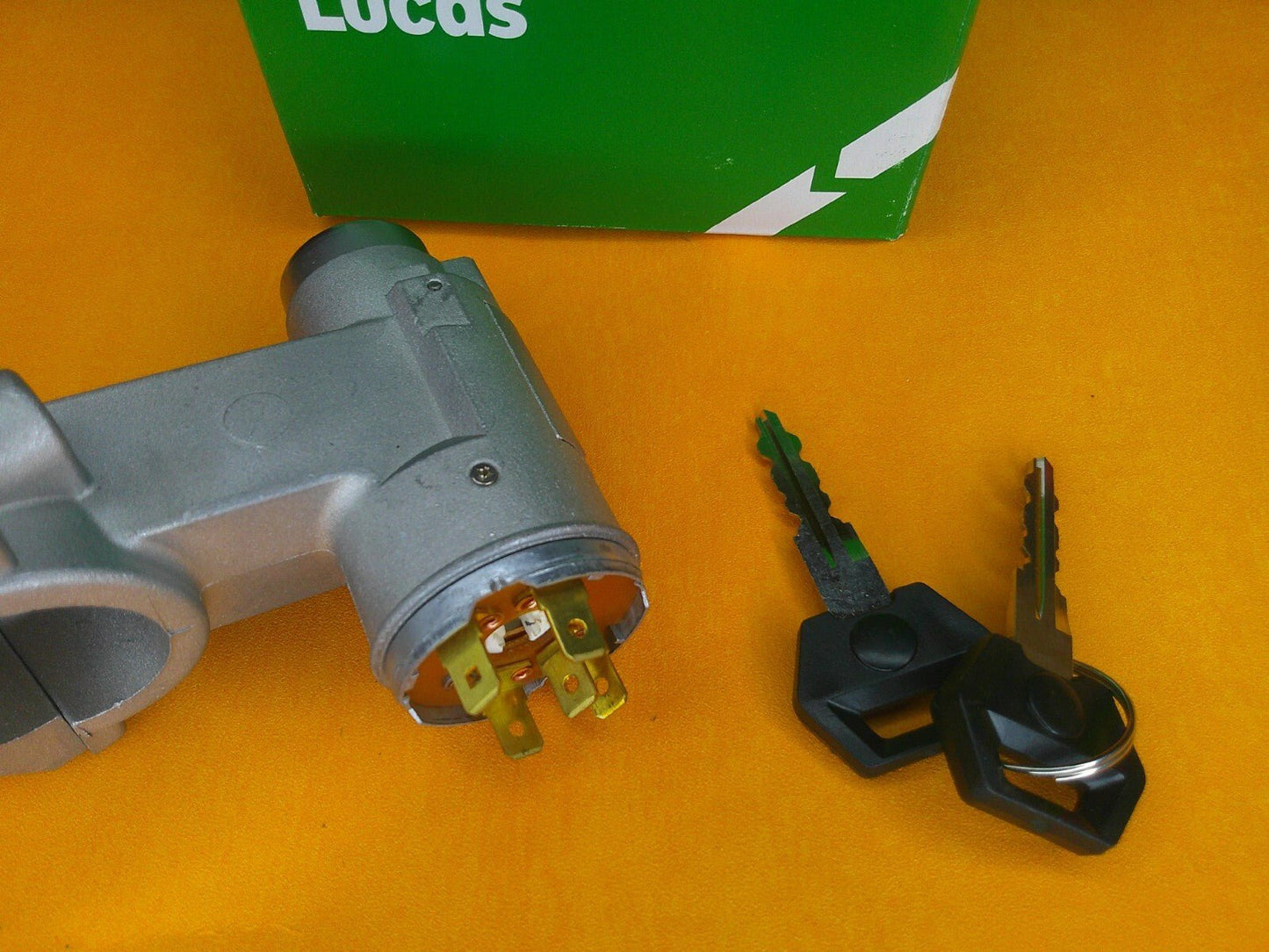 MGB MGB GT (1970 - 74) STEERING LOCK COLUMN IGNITION SWITCH - LUCAS BHA5215,SSB310 - Vroom Classics