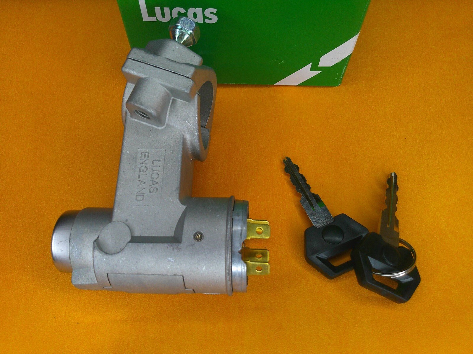 MGB MGB GT (1970 - 74) STEERING LOCK COLUMN IGNITION SWITCH - LUCAS BHA5215,SSB310 - Vroom Classics