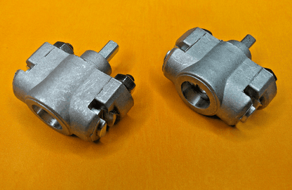 MGB MGB - GT MGB - GT V8 (1962 - 1980) REAR BRAKE SHOES ADJUSTERS x2 - Vroom Classics