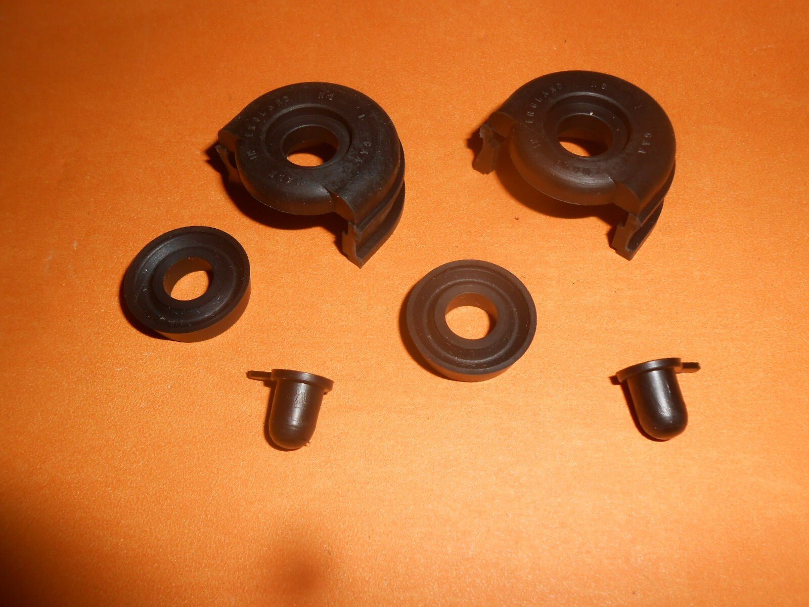 MORGAN Plus 4 4/4 Plus 8 (1958 - 71) REAR BRAKE CYLINDER REPAIR KITS - 7/8" bore - Vroom Classics