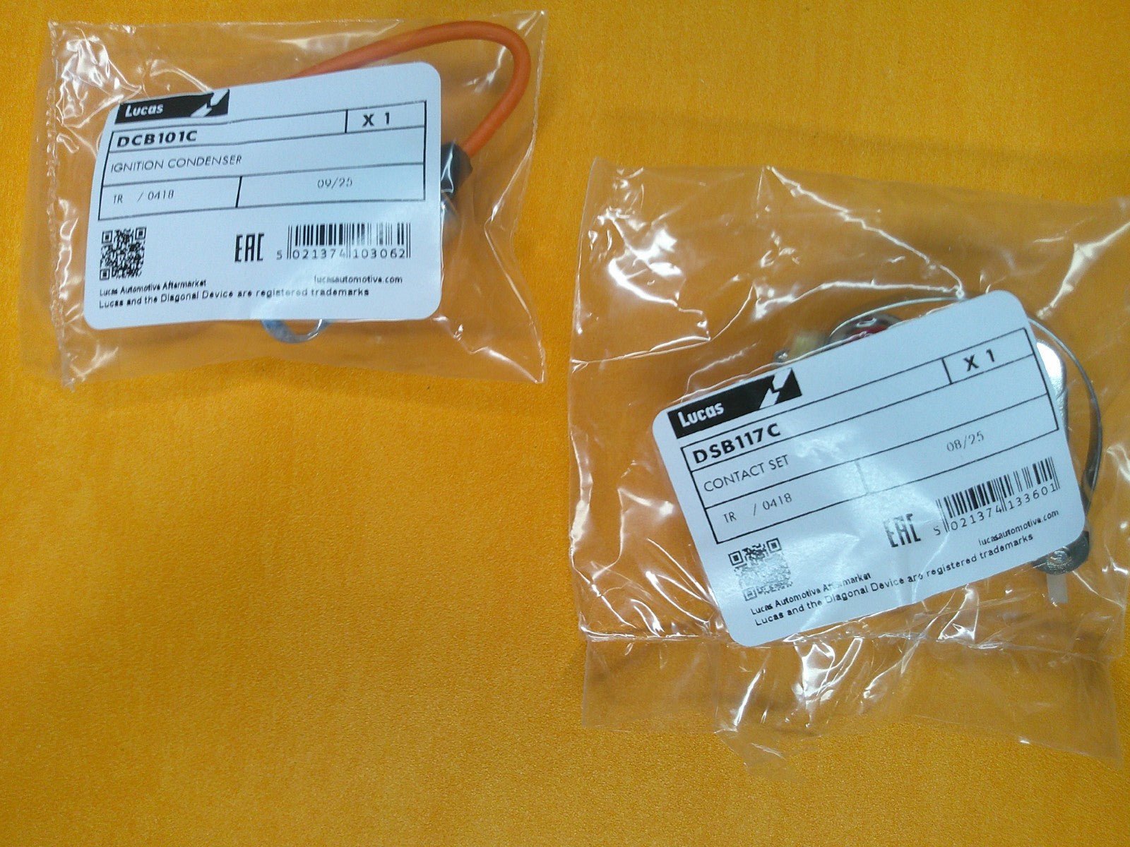 MORGAN Plus 8, V8 (1973 - 75) DISTRIBUTOR CAP, POINTS, ROTOR ARM, CONDENSER - Vroom Classics