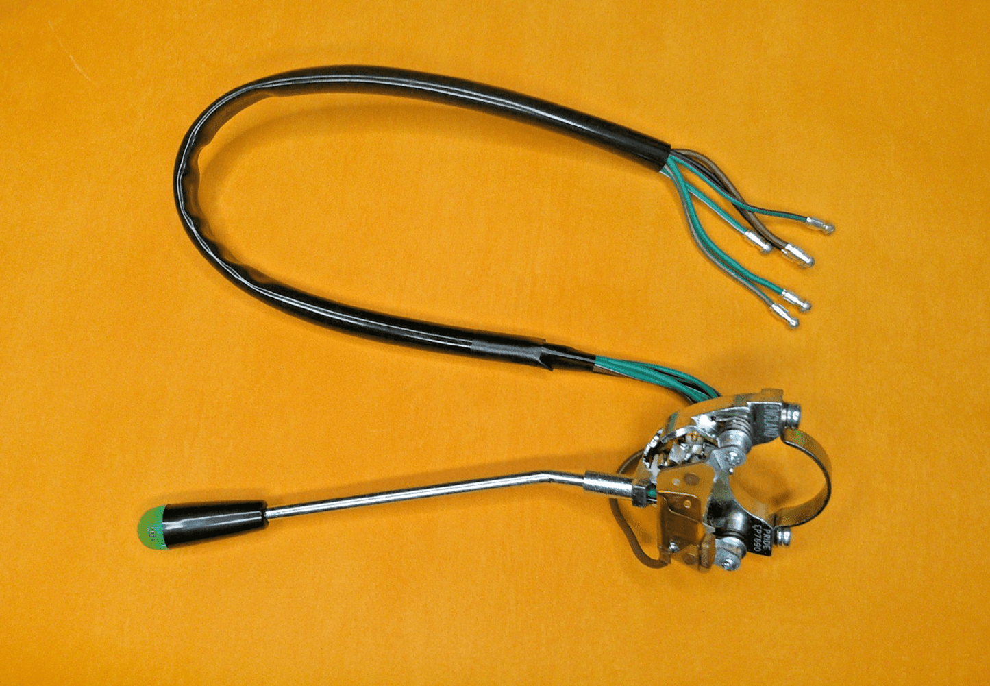 MORRIS MINOR 1000 COLUMN INDICATOR SWITCH - 37SA 31883 - Vroom Classics