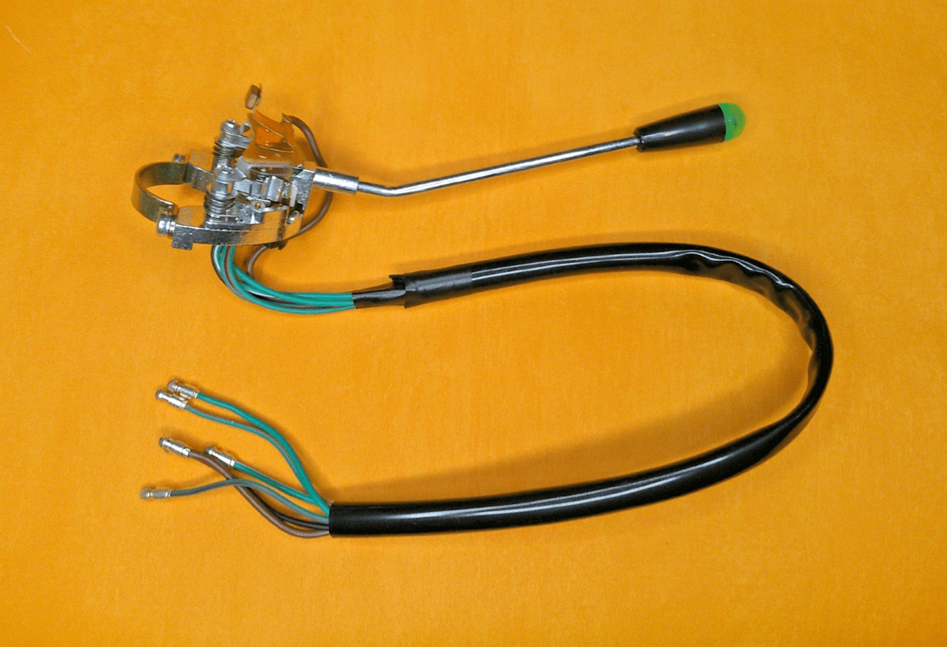 MORRIS MINOR 1000 COLUMN INDICATOR SWITCH - 37SA 31883 - Vroom Classics