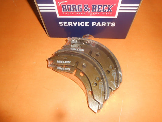 MORRIS MINOR (1948 - 1956) NEW REAR BRAKE SHOES - GENUINE BORG & BECK - Vroom Classics