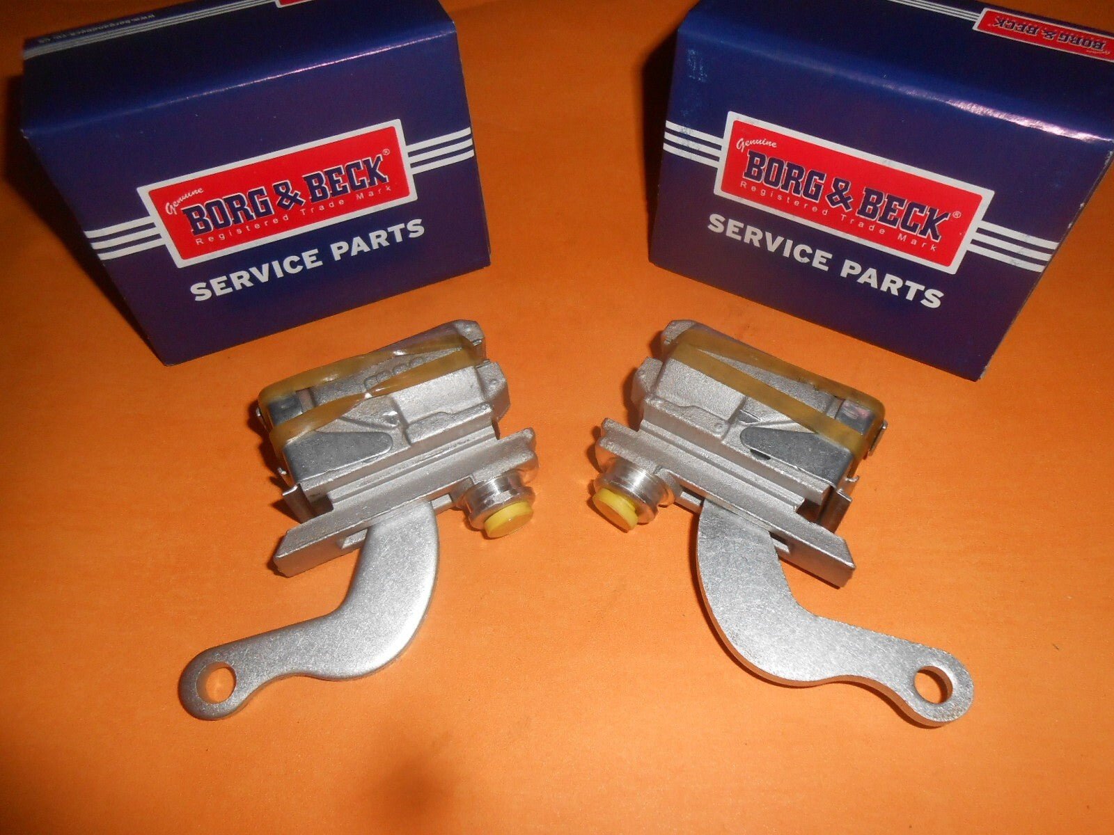 MORRIS OXFORD (1949 - 1954) REAR BRAKE WHEEL CYLINDERS PAIR - Vroom Classics