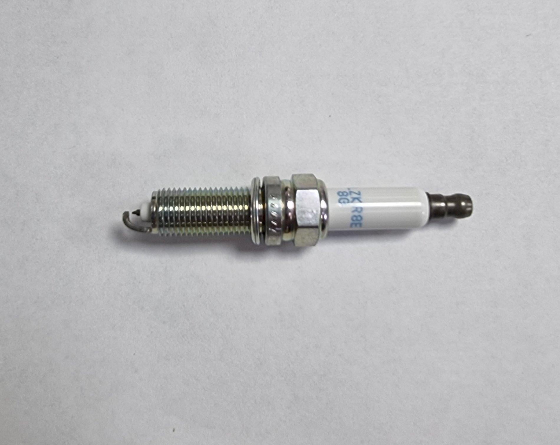 NGK SILZKR8E8G / 94595 Spark Plug Iridium Fits Hyundai , Kia - Vroom Classics