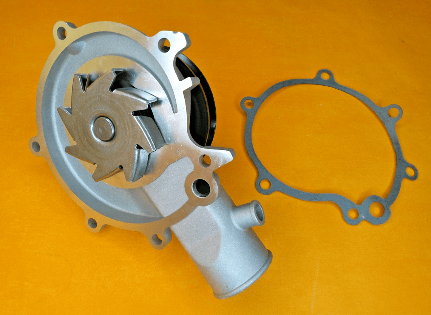 OPEL MANTA B 2.0 S,E (1977 - 88) NEW ENGINE WATER PUMP - QCP2300 - Vroom Classics