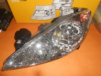 PEUGEOT 307 (2001 - 2005) PASSENGER SIDE N/S HEADLIGHT UNIT - Vroom Classics