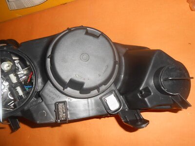 PEUGEOT 307 (2001 - 2005) PASSENGER SIDE N/S HEADLIGHT UNIT - Vroom Classics
