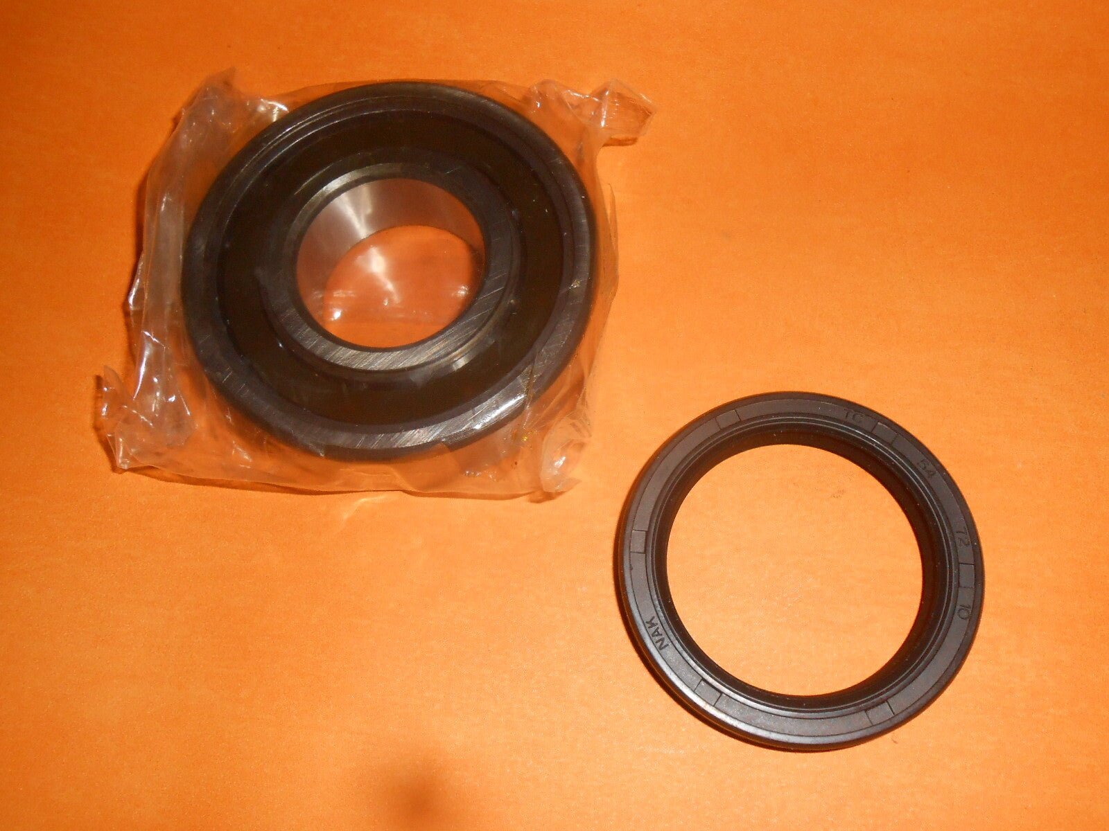 PEUGEOT 504 Estate chassis 3382962 on(1981 - 85) REAR WHEEL BEARING KIT - QWB554 - Vroom Classics