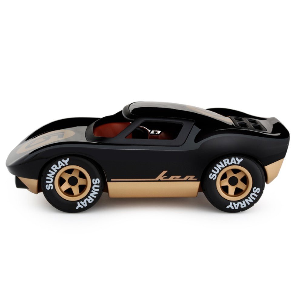 PLAYFOREVER KEN CAVE BLACK - Vroom Classics