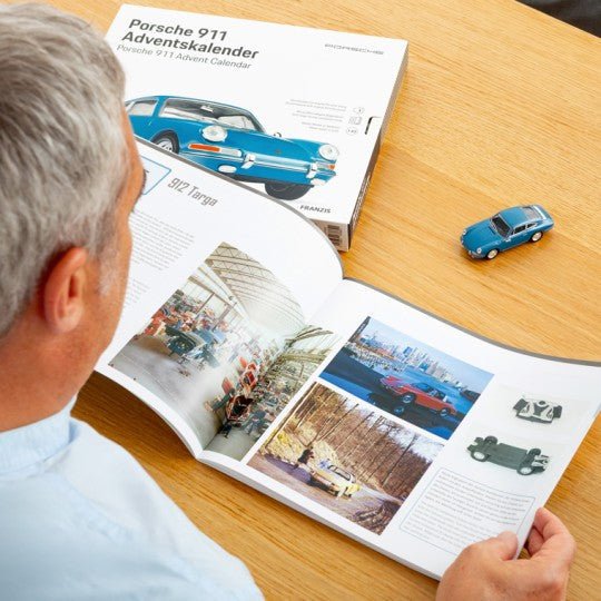 Porsche 911 Advent Calendar Blue - Vroom Classics