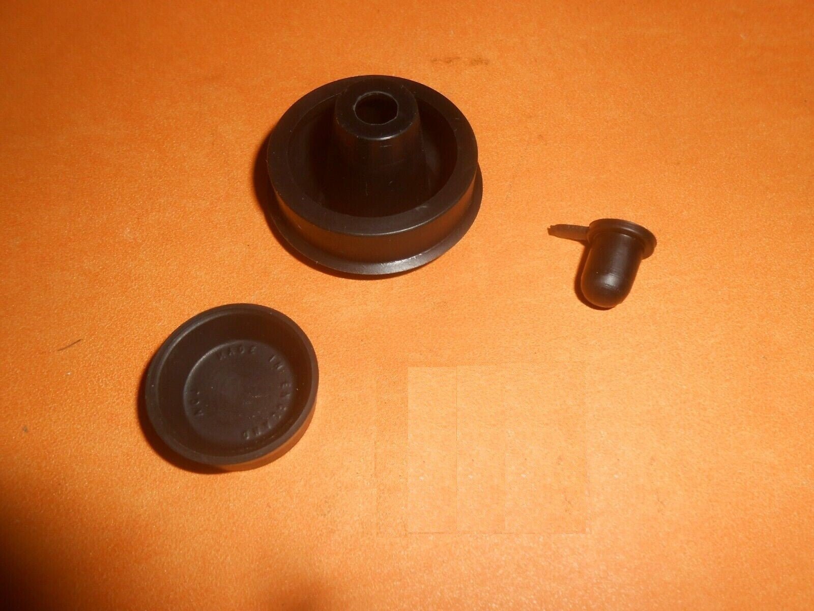 RELIANT SCIMITAR (1976 - 90) CLUTCH SLAVE CYLINDER KIT - M628 - Vroom Classics