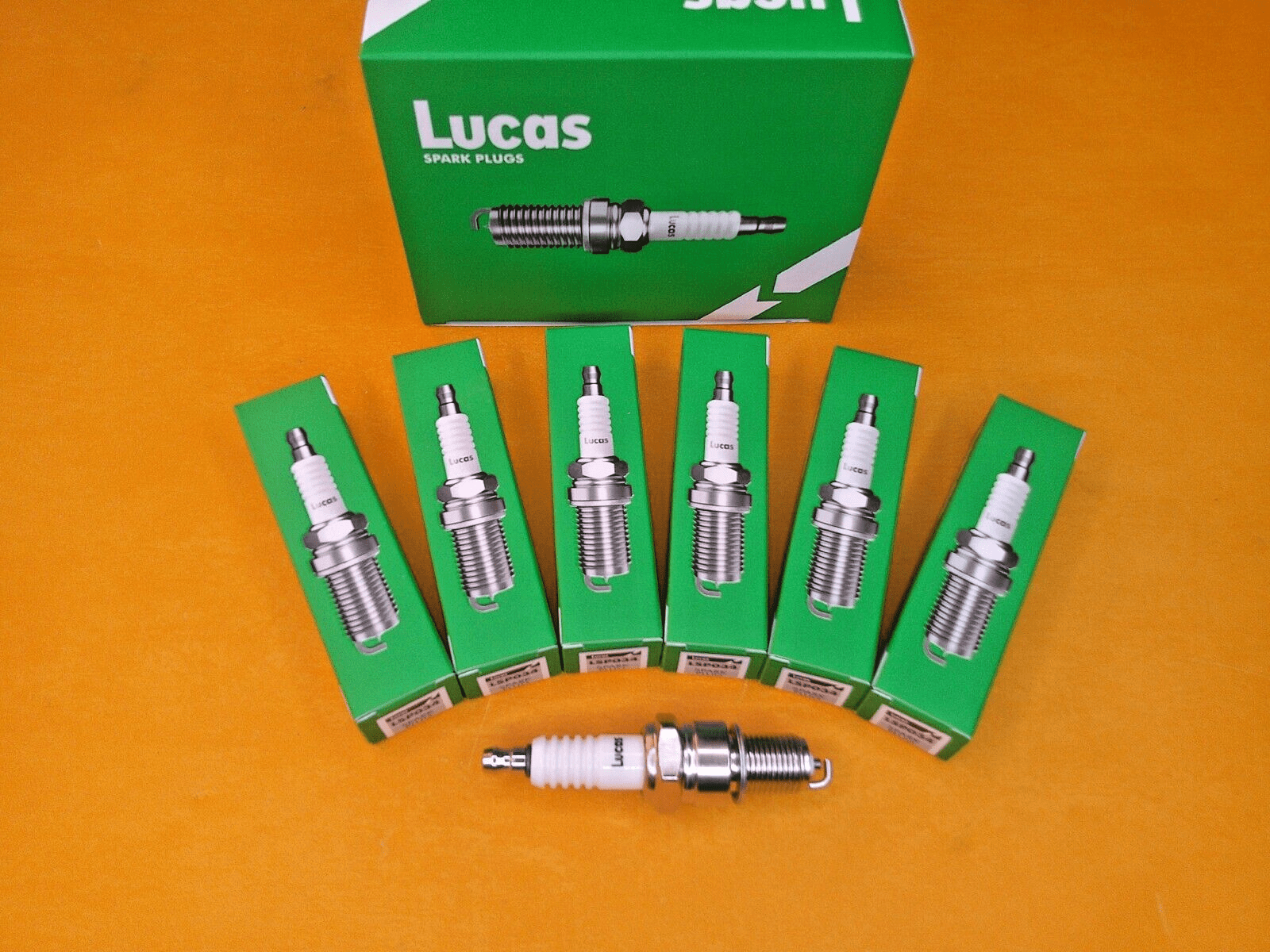 RELIANT SCIMITAR GTE 2994cc (1969 - 74) SPARK PLUGS SET of 6 - GENUINE LUCAS - Vroom Classics